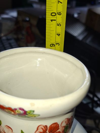 Hand-Painted Vintage Oriental Ceramic Flower Vase Urn Postage Available or Collection