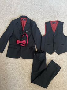 Kids suit