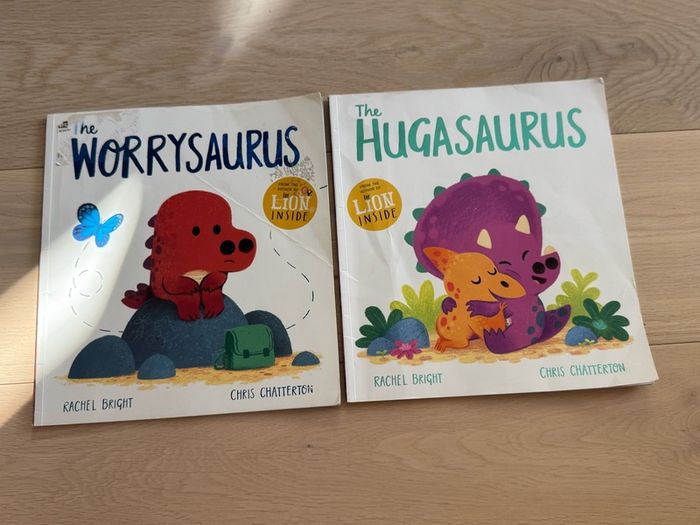 Rachel bright The Hugasaurus and The Worrysaurus