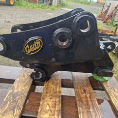 Geith Quick Hitch Ford/NH Digger