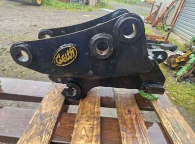 Geith Quick Hitch Ford/NH Digger