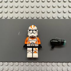 lego Star Wars sw0522 Clone Trooper, 212th Attack Battalion (Phase 2) minifigure- Orange Arms, Dirt Stains, Scowl