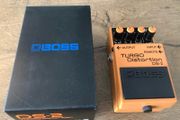 BOSS DS-2 Turbo Distortion effect pedal box