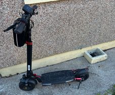 iScooter iX3 800W Electric Scooter