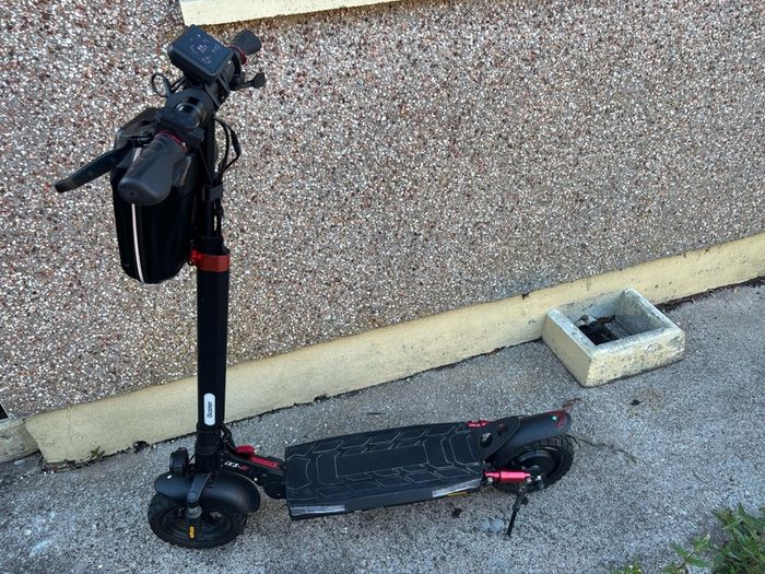 iScooter iX3 800W Electric Scooter