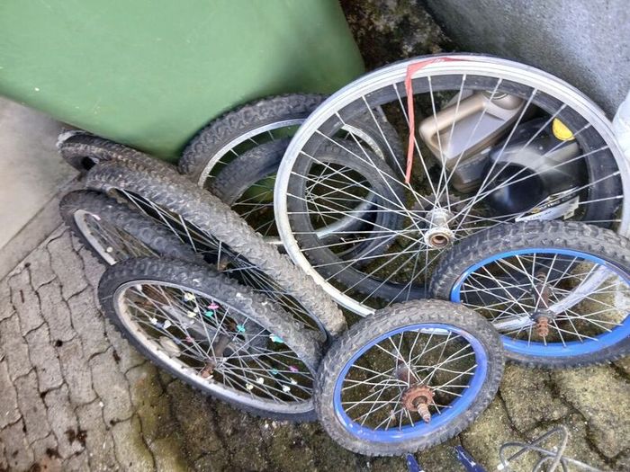bicycles  and wheels