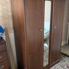 Wardrobe and dressing table (Rossmore)