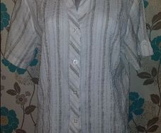 Women's shirt by Zianhepenguin size XXL -16/18
