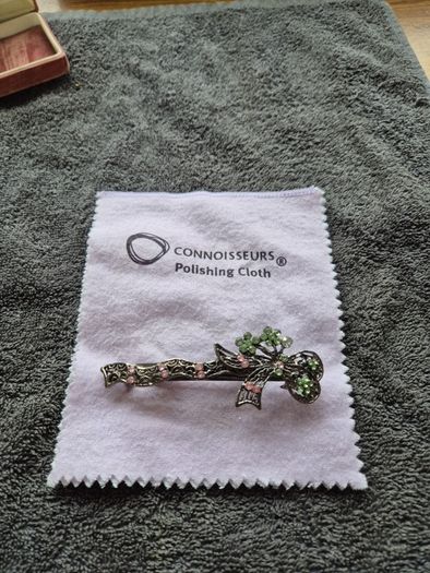 Vintage Hair Clip