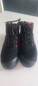 Uvex safety boots