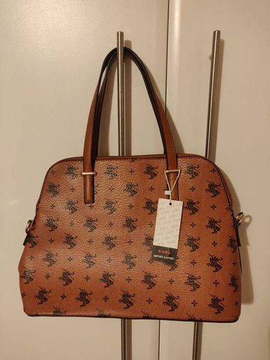 Sara Brown Horse Handbag with tote carrier