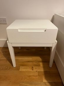 Bedside table