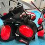 quad skates plus knee and wrist protection Image 5