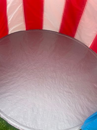 Play tent
