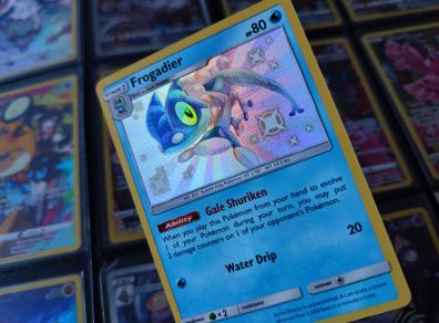 Frogadier ! Baby Shiny ! Shiny Rare ! from Hidden Fates Set ! 2019 ! Pokemon Card !