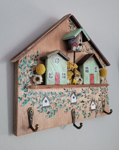 Handcrafted wooden key holder!