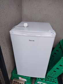 Under counter fridge