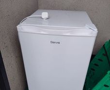 Under counter fridge