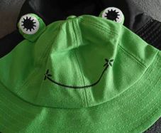 2 Hats