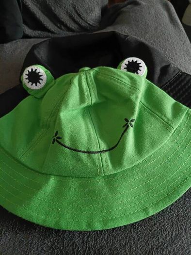 2 Hats