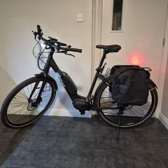 Mint Beeq Urban Motion C500 Shimano hybrid road legal e-Bike + extras