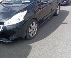 car Peugeot