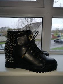 "DKNY" Wedge shoes