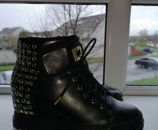 "DKNY" Wedge shoes