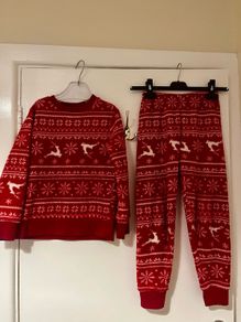 Christmas fluffy pjs age 7 to 8