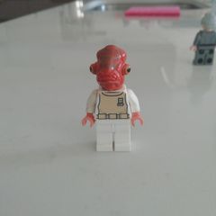 Lego star wars minifigure admiral ackbar sw0247