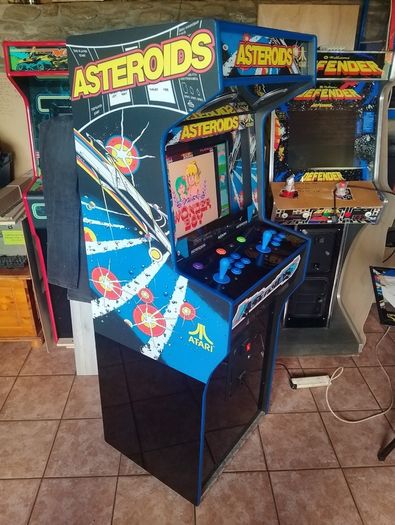 Arcade Cabinet Machine