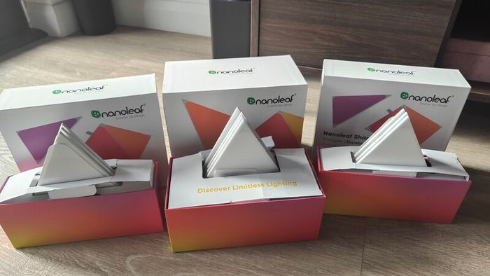 Nanoleaf Shapes Triangles - 10 Panel Set (Starter Kit + 2 Expansions)