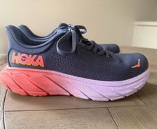Hoka runners size 5