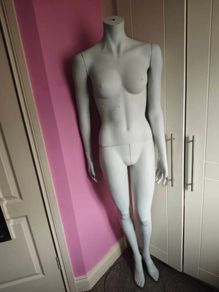 Female Mannequin