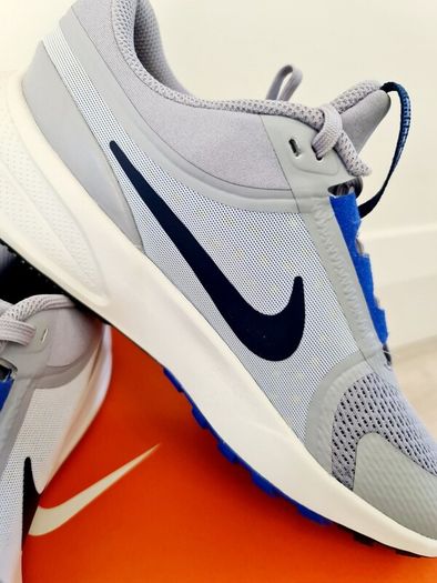 Nike trainers size UK 5 (Brand new in box)