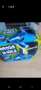 moon shoes