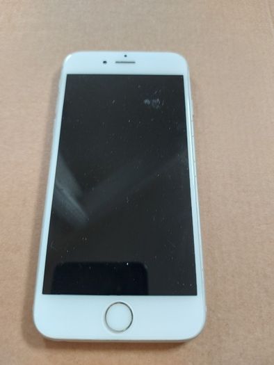 Apple Iphone 6s, White, 32GB, Battery Life 83 percent, Excellent condition