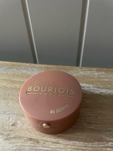 Bourjois Little Round Pot Blush in the shade 85 Sienne New