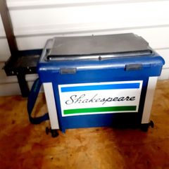 shakespear fishing box/seat