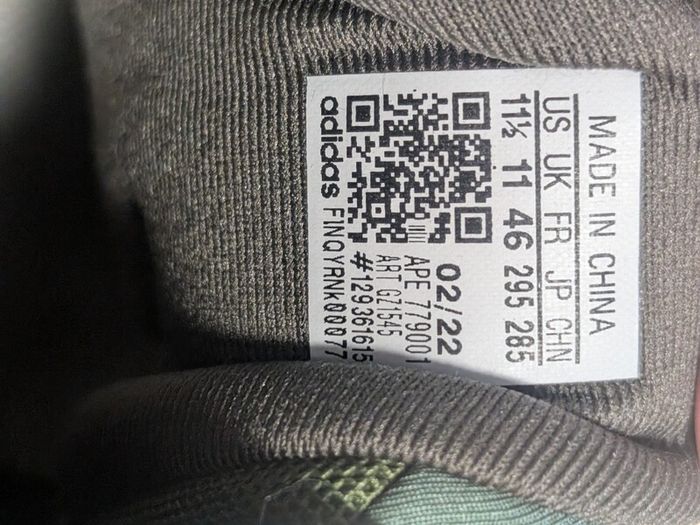 Adidas Response CL Trainers
