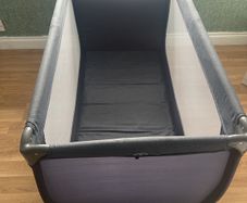 travel cot