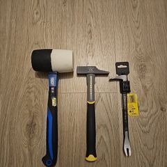 Stanley 315g Fitters Hammer, Draper 32oz Rubber Mallet & 10" Claw Bar