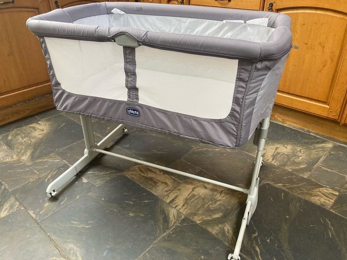 chicco next to me, can deliver and set up if close