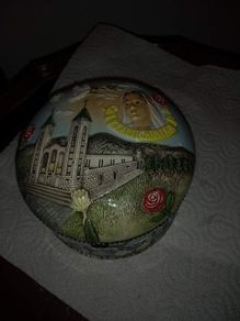 Trinket box with lid [medugorje]
