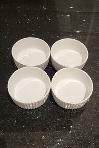 Set of 4 small ceramic ramekins