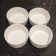 Set of 4 small ceramic ramekins