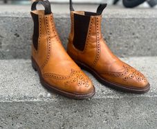 Loake Thirsk Tan Brogue Chelsea Boots UK 9 F Made in England