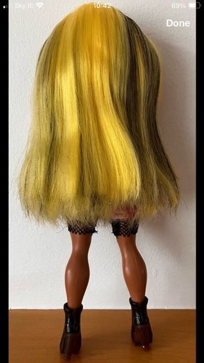LOL OMG Neonlicious and Alt Grrl Dolls