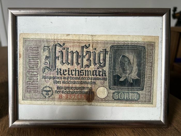 Set of 5 Vintage Banknotes in Frames  Historical Currency Display