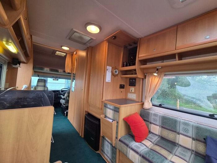 Camper